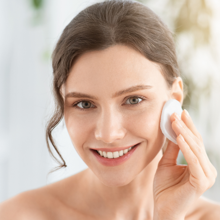 Learn How to Use Face Toner Properly